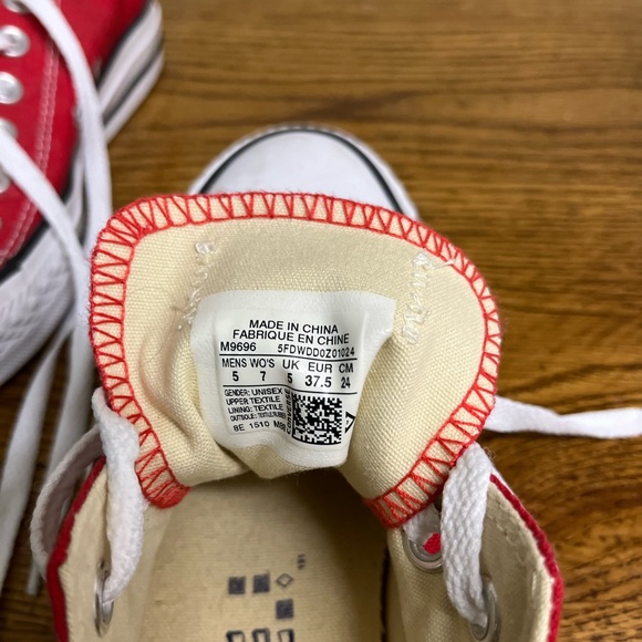 Red Converse All Stars - Picture 2 of 2